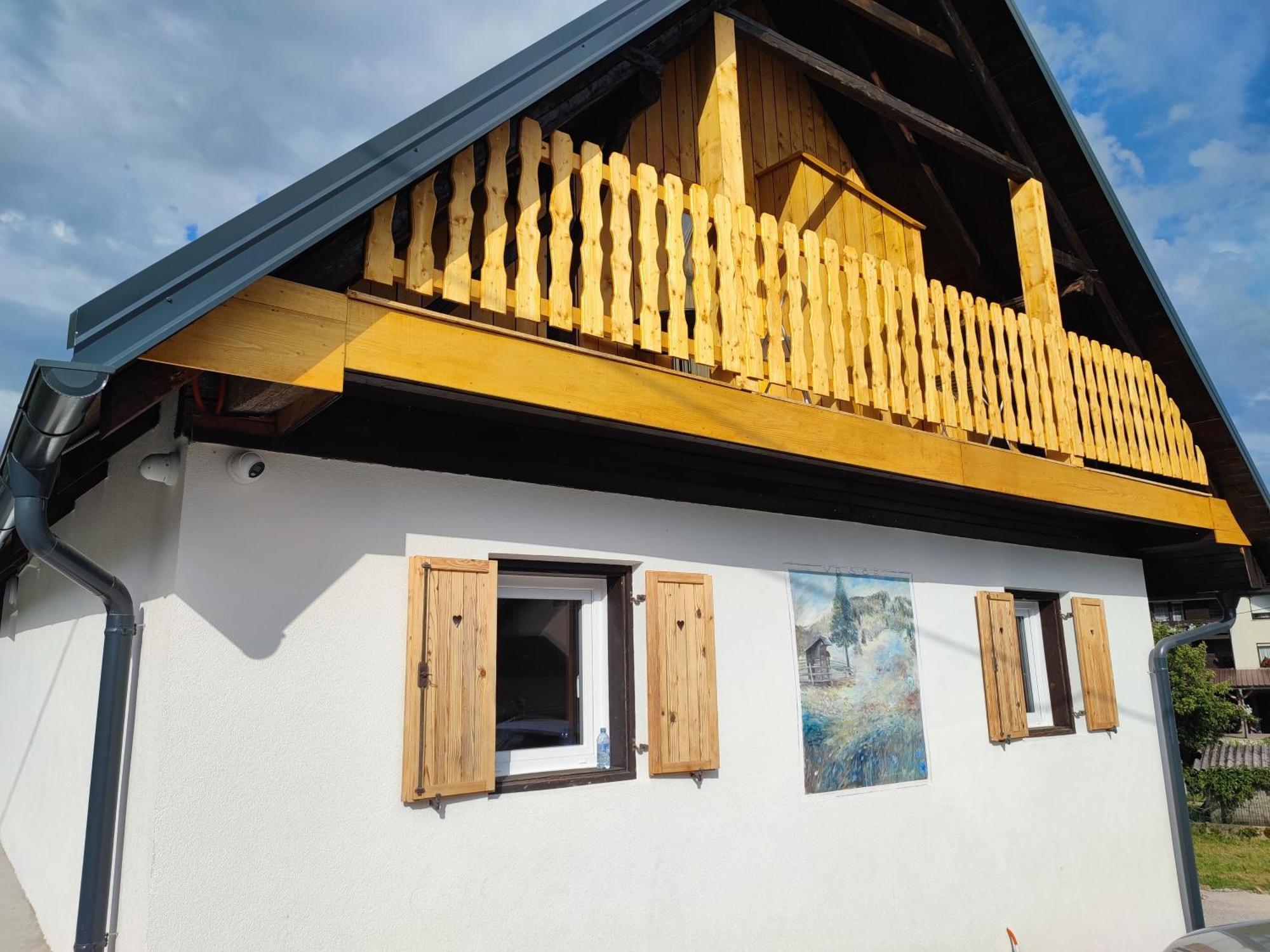 Slovenian House Mira Zgornje Gorje ภายนอก รูปภาพ