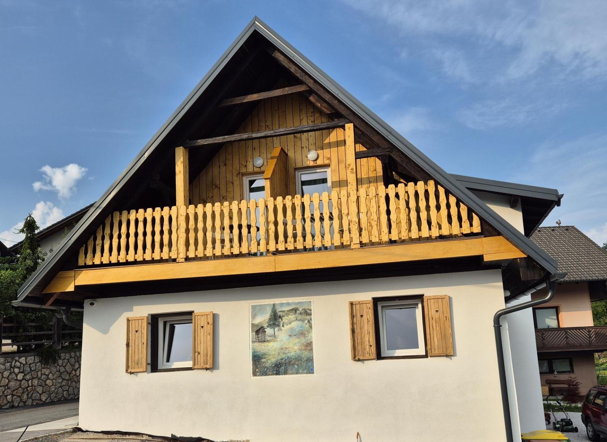 Slovenian House Mira Zgornje Gorje ภายนอก รูปภาพ